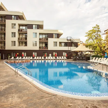 Laguna Park & Aqua Club Szálloda 4*