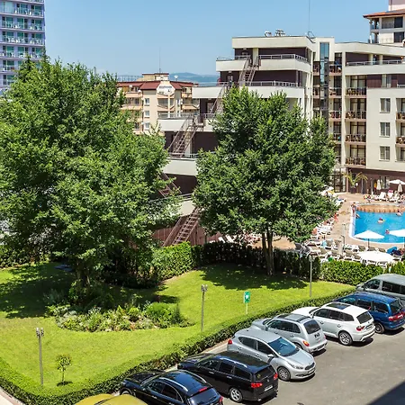 Laguna Park & Aqua Club Szálloda 4*