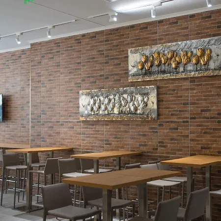 Laguna Park & Aqua Club 4* Slăntjev Brjag