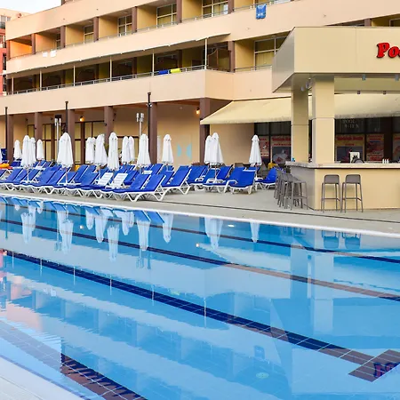 Hotell Laguna Park & Aqua Club 4*