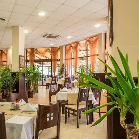 Laguna Park & Aqua Club מלון סאני ביץ'