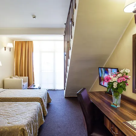 Laguna Park & Aqua Club Otel 4*