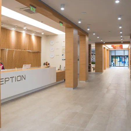 Laguna Park & Aqua Club Otel 4*